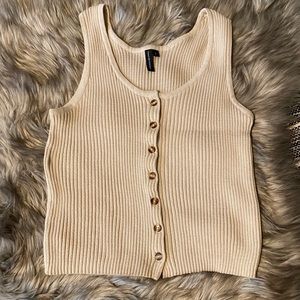 Button up trendy crop top